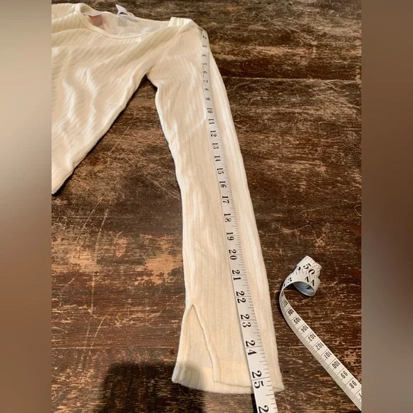 Stretchy Joe Fresh Off-White Ribbed Top - Picture 8 of 9